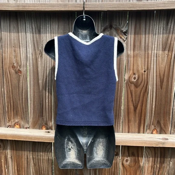 Abercrombie & Fitch Blue Vest with White Edging - Picture 5 of 6